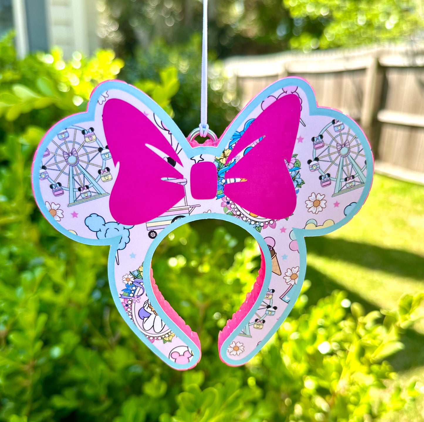 SHAPED CARDSTOCK FRESHIE