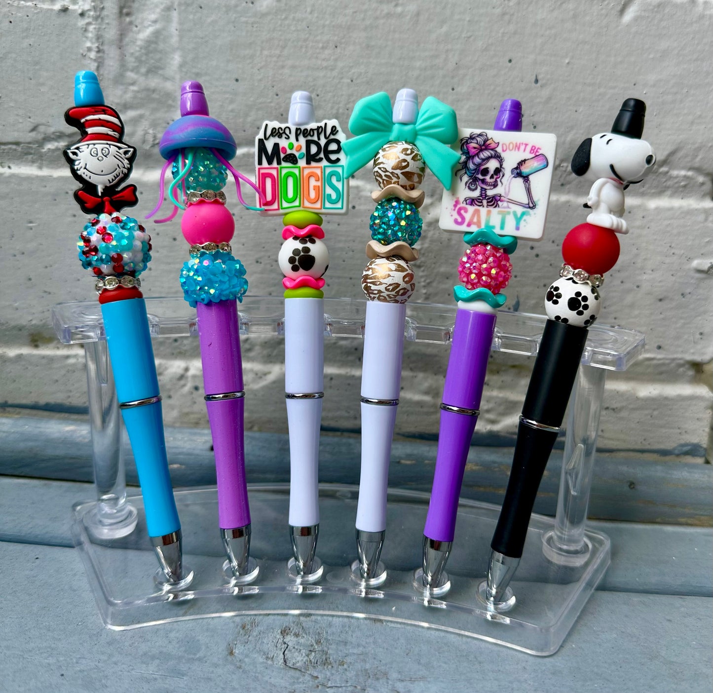 BEADED FOCAL PEN