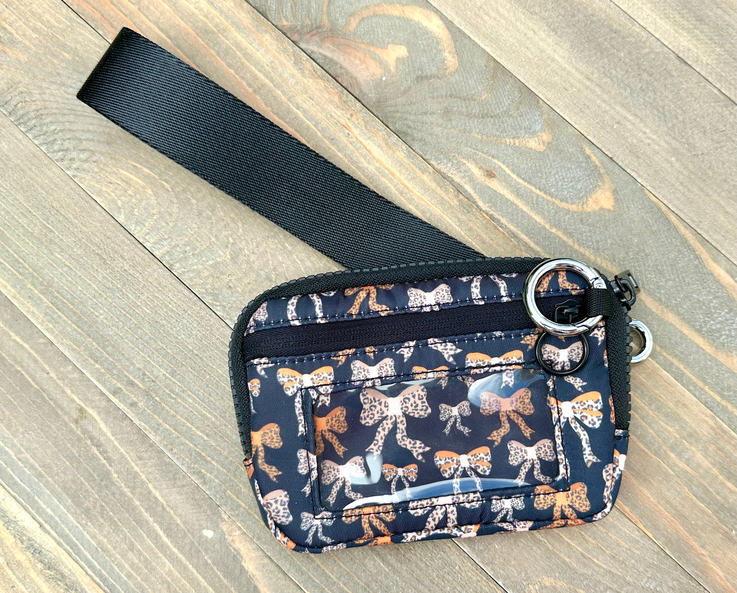 CHEETAH BOWS WRISTLET WALLET